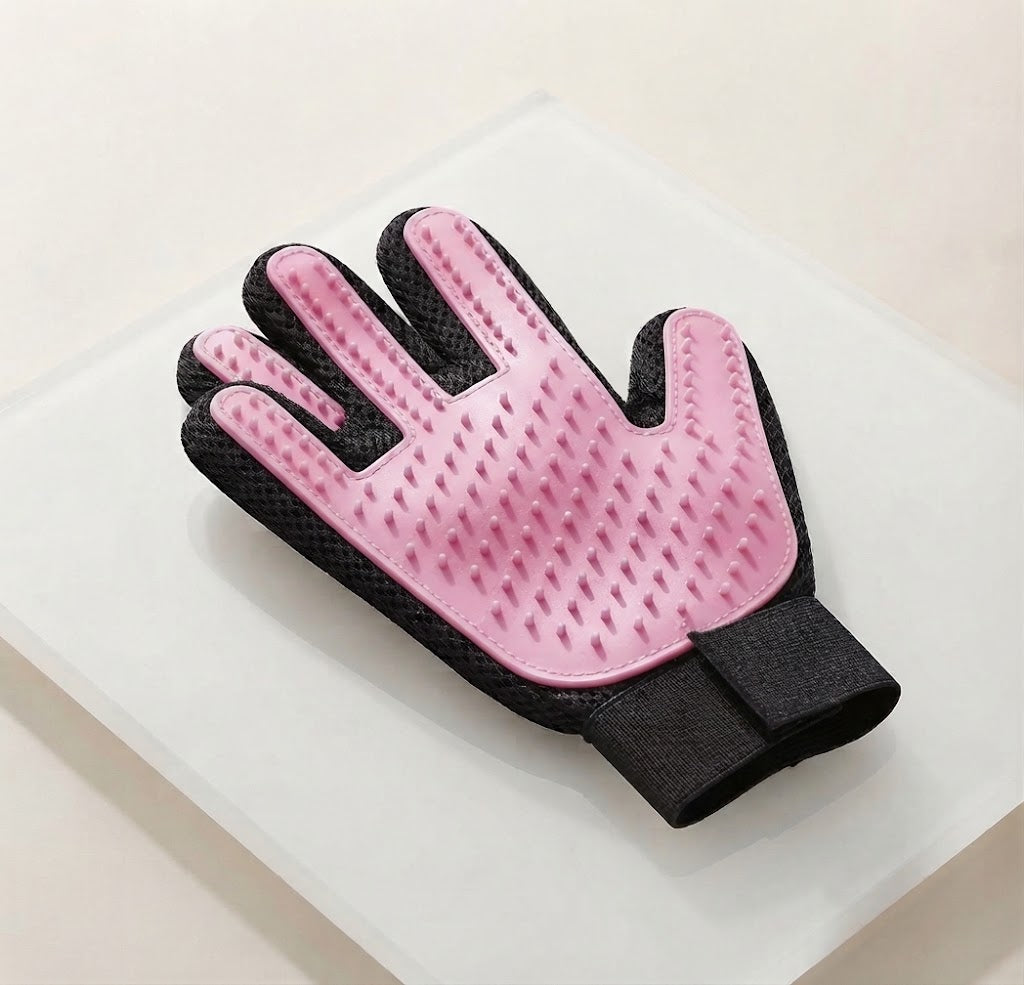 The Magic Grooming Glove for Pets