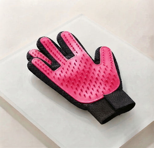 The Magic Grooming Glove for Pets